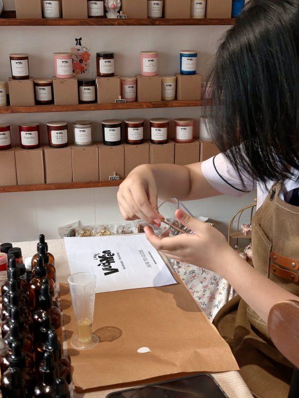 Hình Ảnh Một Buổi Workhop tại Nến Thơm Vườn Yên