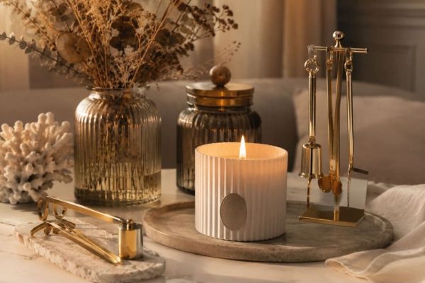 Dụng cụ đốt nến thơm chuyên dụng giúp chăm sóc nến đúng cách, đảm bảo an toàn và kéo dài thời gian sử dụng